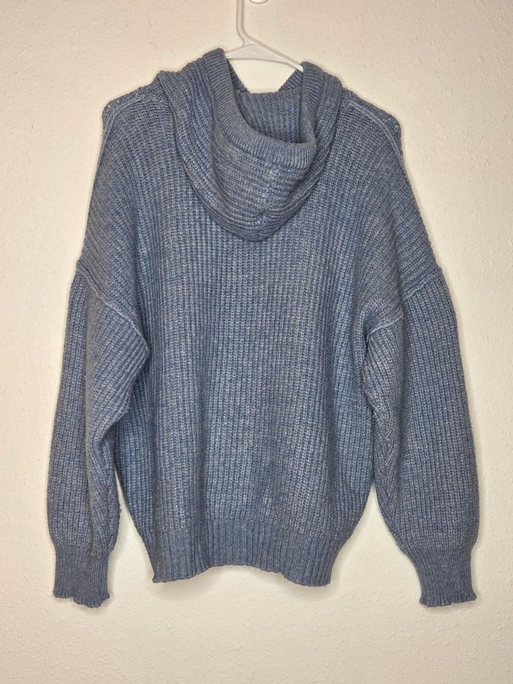 American Eagle Oversized Chunky Ribbed Knit Hoodie Sweater Medium - Picture 2 of 7